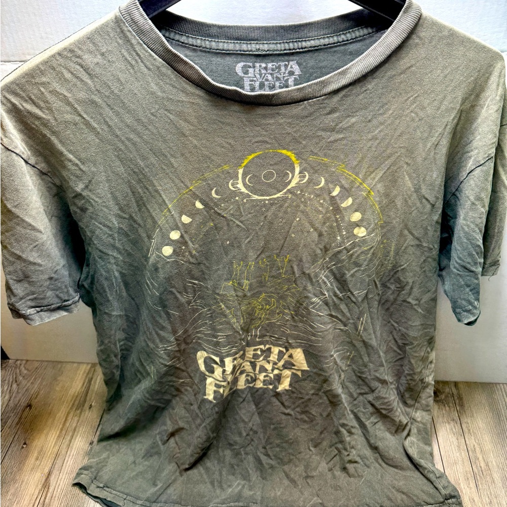 Greta Van Fleet Distressed Gray Rock Concert T-Shirt Adult Size Large